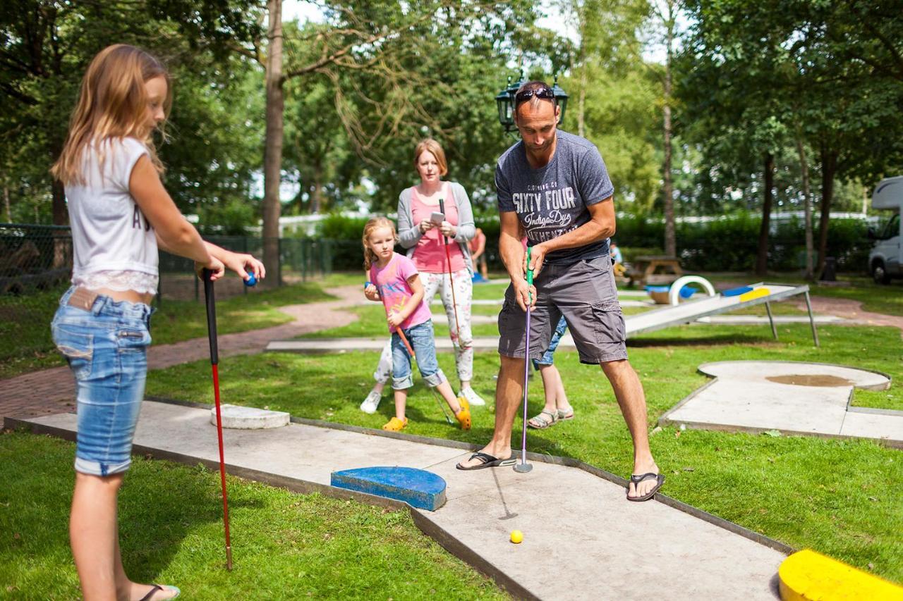 Oostappen Vakantiepark Brugse Heide Bv Valkenswaard Esterno foto