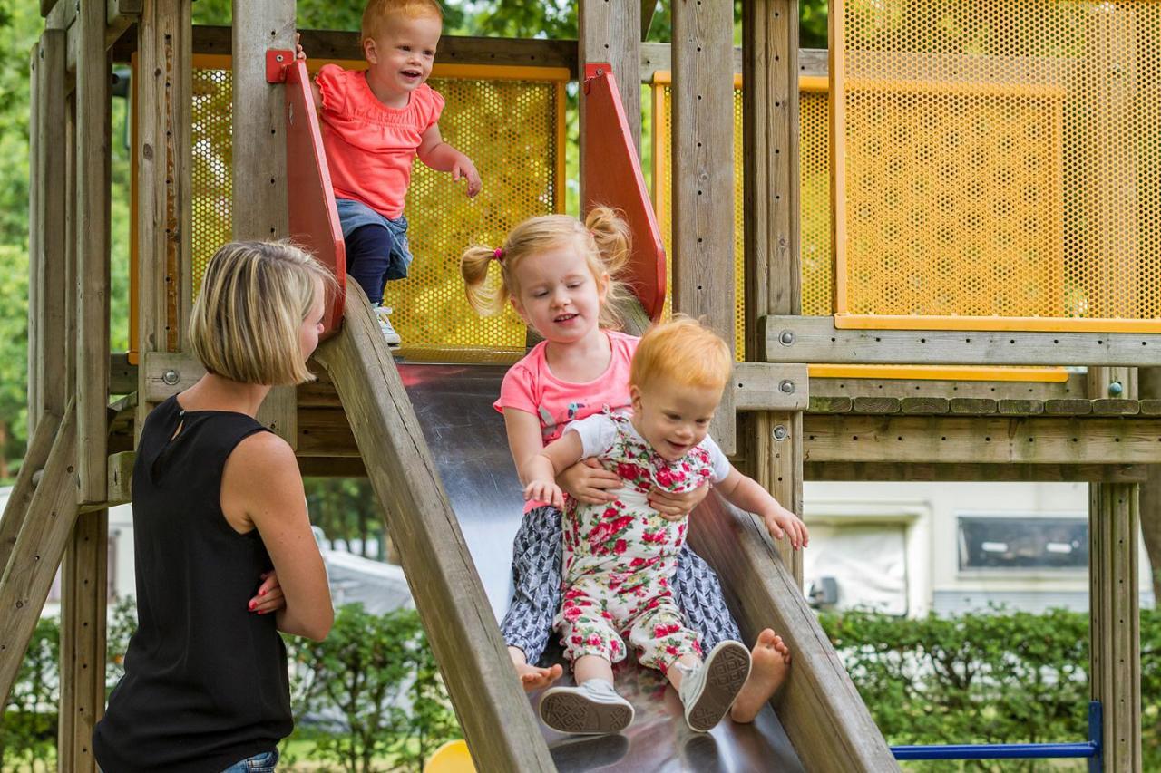 Oostappen Vakantiepark Brugse Heide Bv Valkenswaard Esterno foto