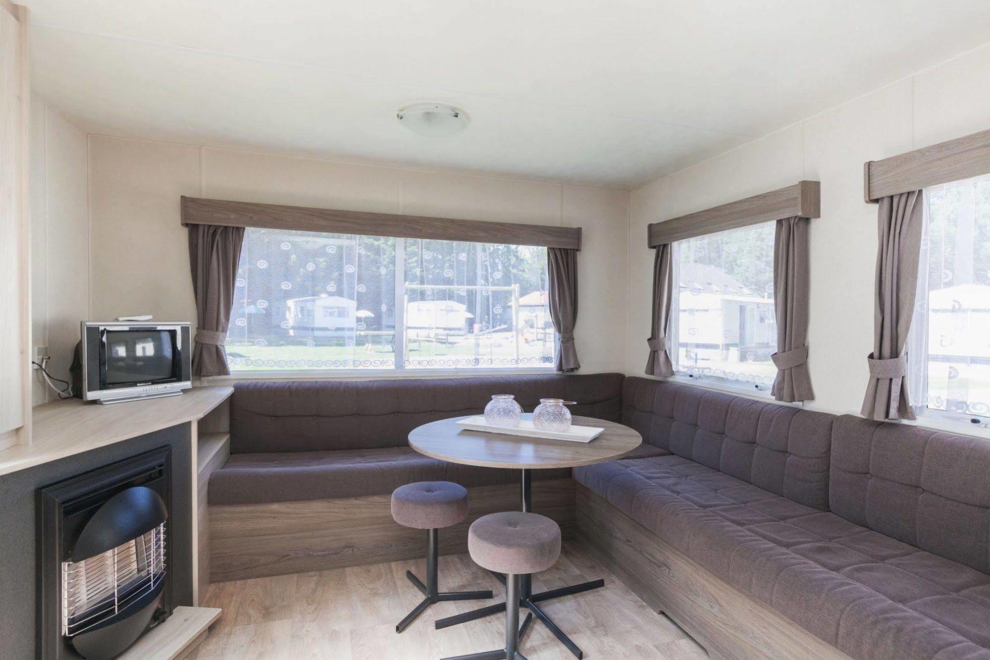 Oostappen Vakantiepark Brugse Heide Bv Valkenswaard Esterno foto